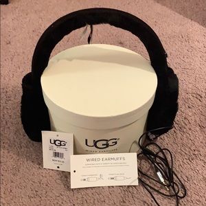 Ugg wired earmuffs